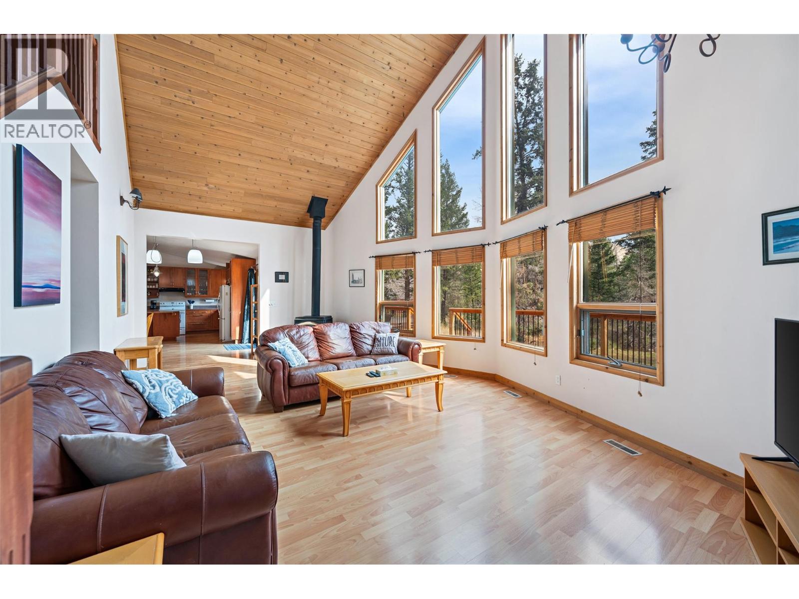 4345 Teal Road, Fairmont Hot Springs, British Columbia  V0B 1L2 - Photo 6 - 10365016