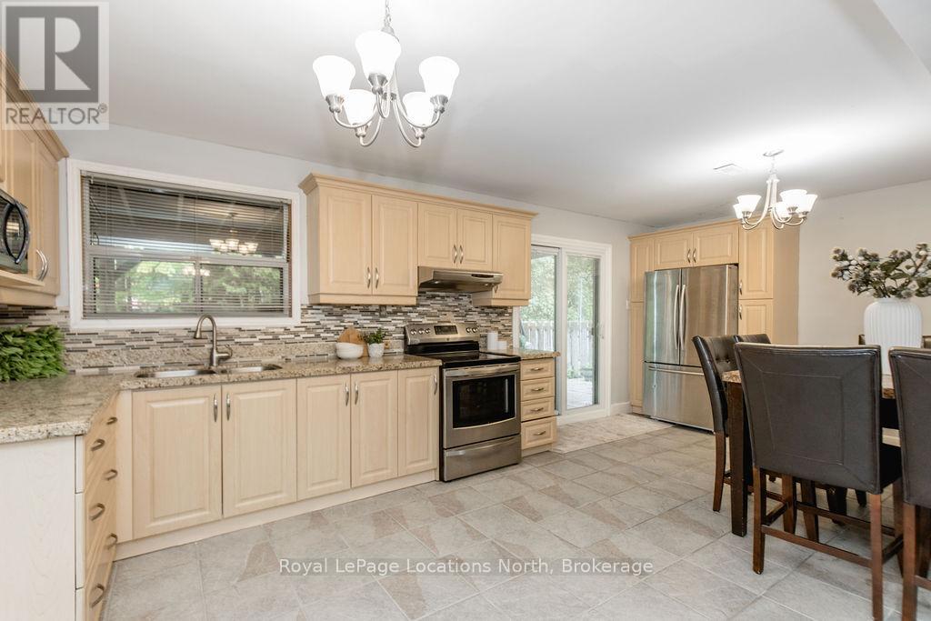 3 51st Street, Wasaga Beach, Ontario  L9Z 1X5 - Photo 15 - S12452277