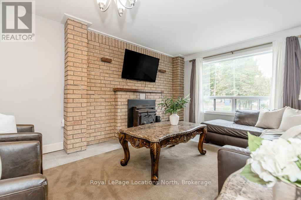 3 51st Street, Wasaga Beach, Ontario  L9Z 1X5 - Photo 19 - S12452277