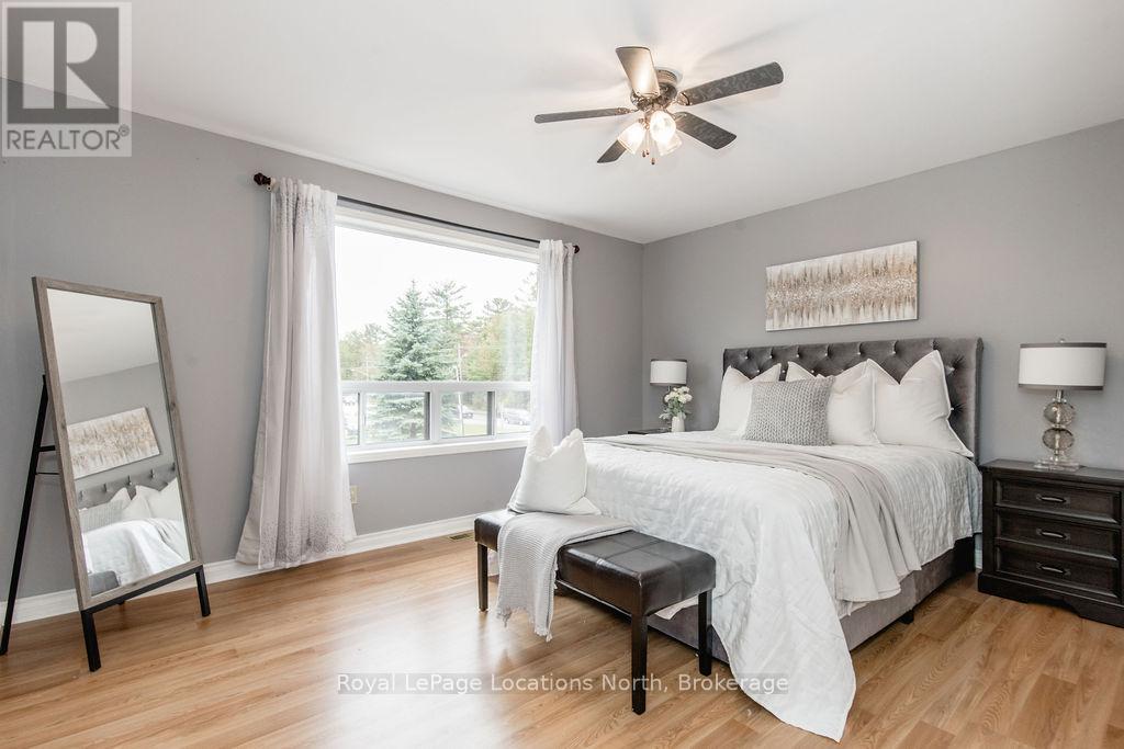 3 51st Street, Wasaga Beach, Ontario  L9Z 1X5 - Photo 9 - S12452277