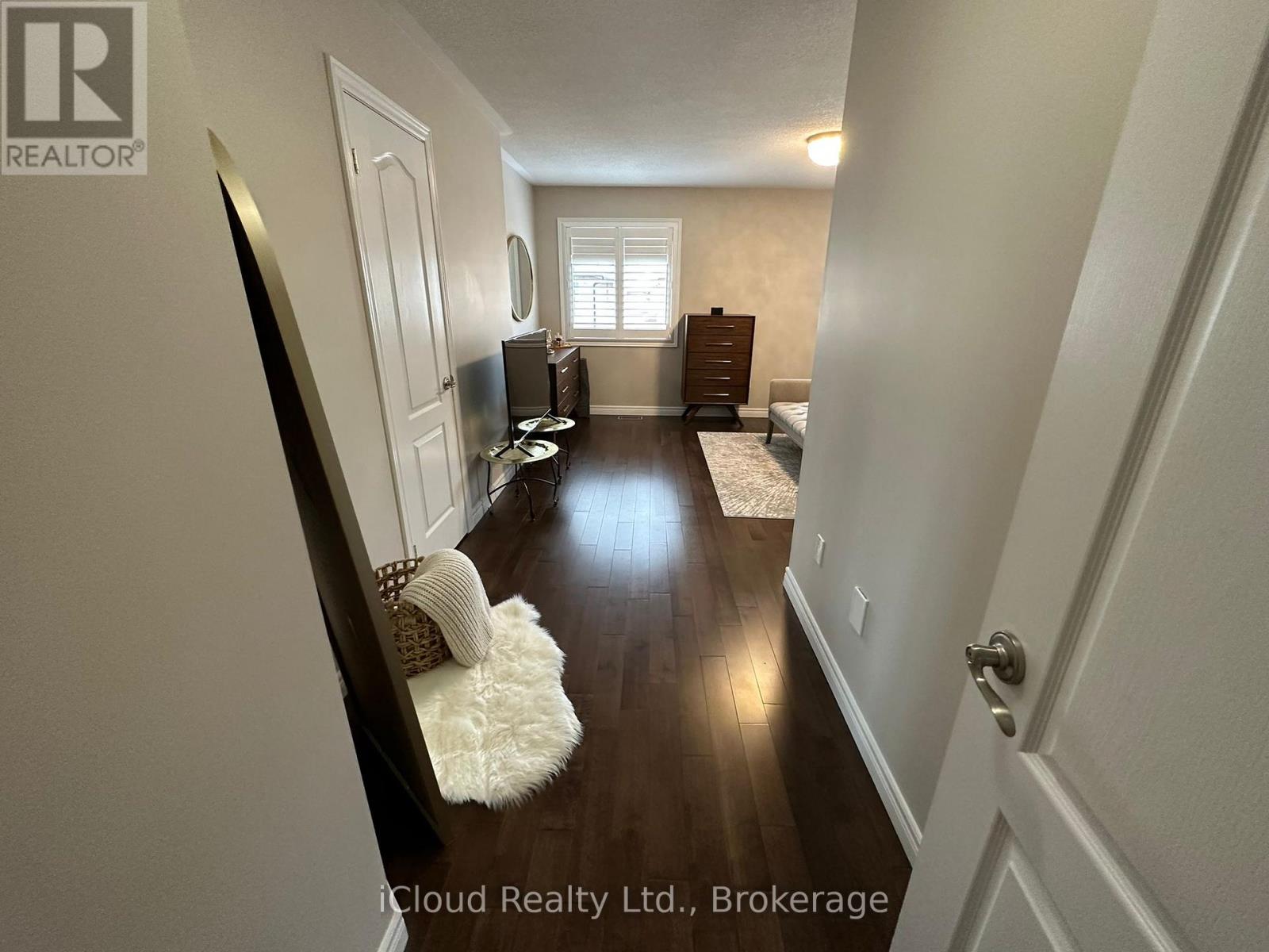 1272 Rolph Terrace, Milton, Ontario  L9T 7C8 - Photo 18 - W12452162
