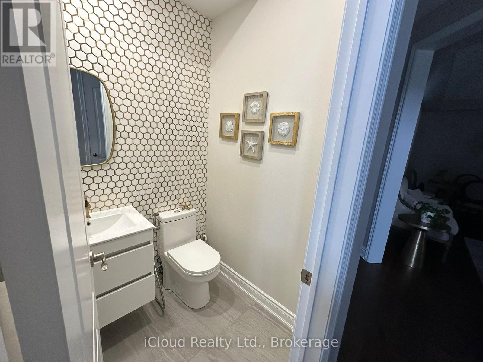 1272 Rolph Terrace, Milton, Ontario  L9T 7C8 - Photo 7 - W12452162
