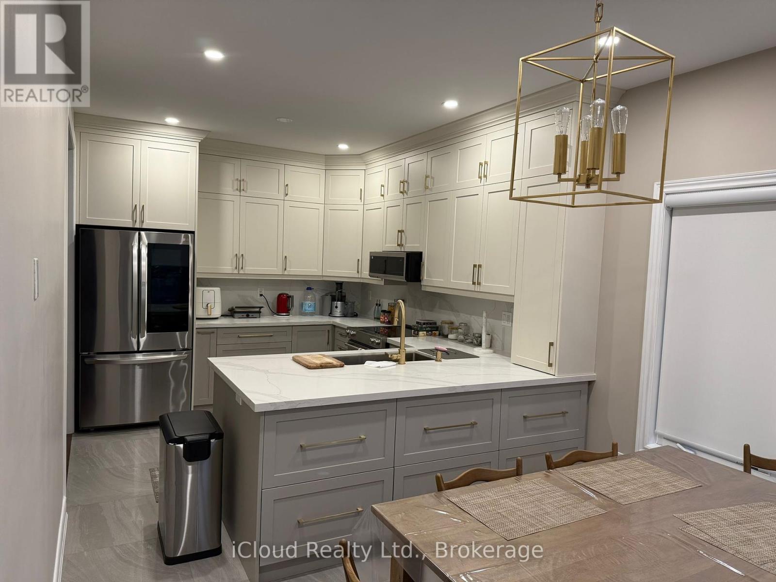 1272 Rolph Terrace, Milton, Ontario  L9T 7C8 - Photo 8 - W12452162