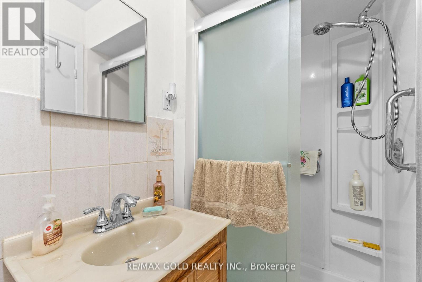 1 Greenbriar Road, Brampton, Ontario  L6S 1V4 - Photo 24 - W12452190