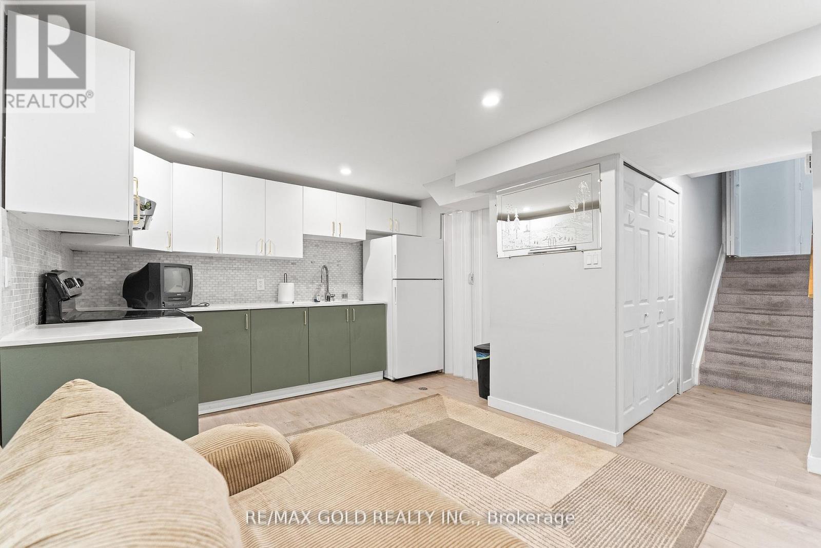 1 Greenbriar Road, Brampton, Ontario  L6S 1V4 - Photo 40 - W12452190