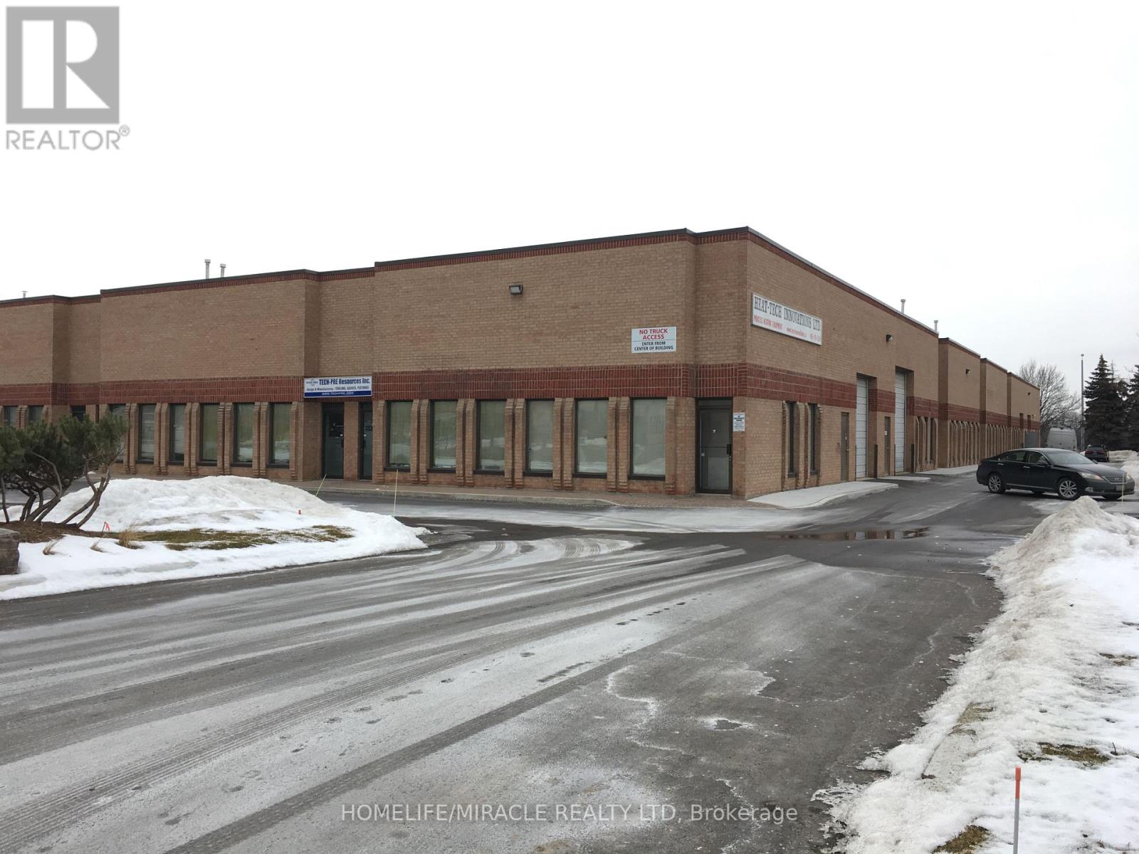 8 & 9 - 11 EDVAC DRIVE E, Brampton, Ontario