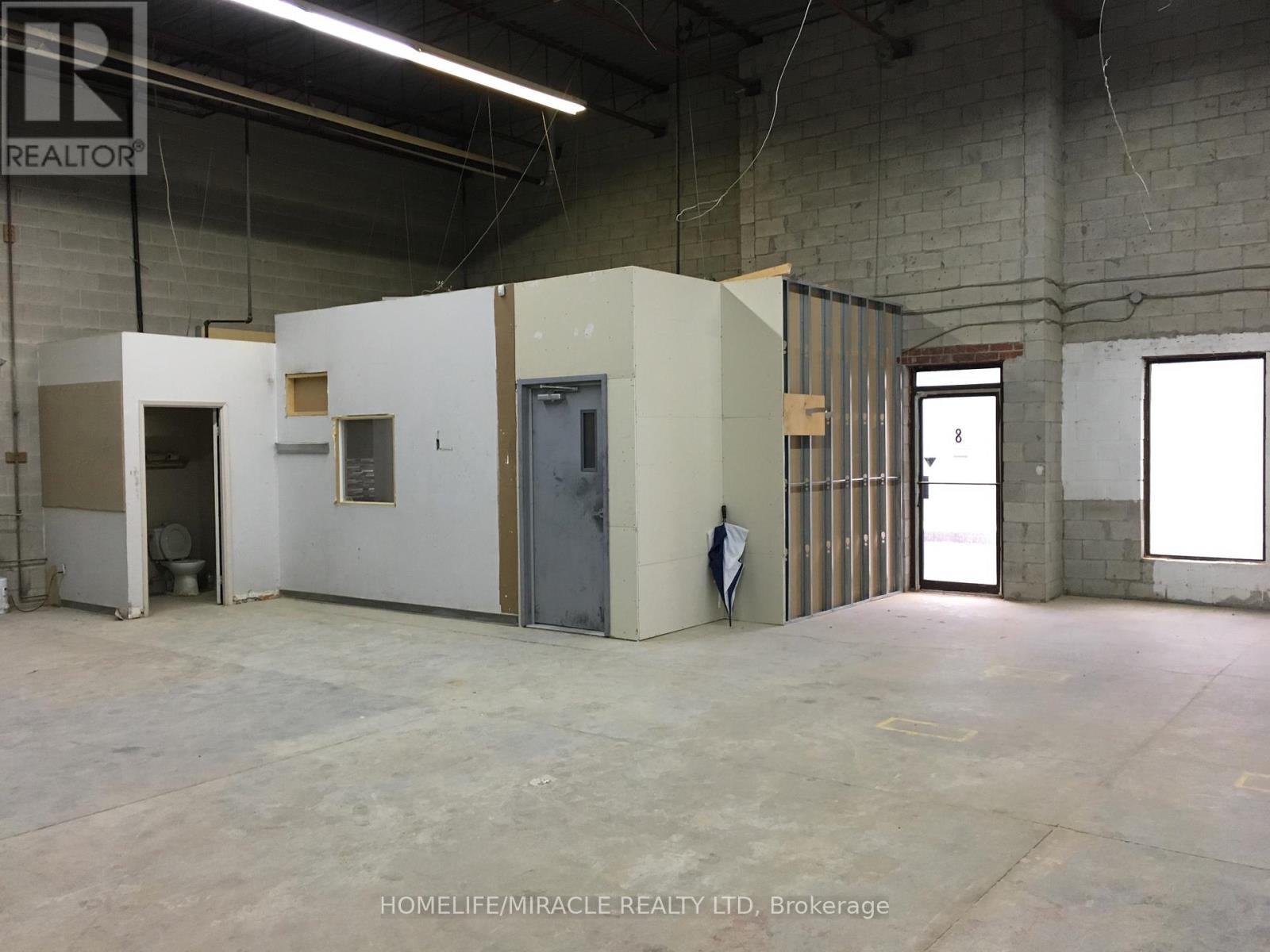 8 & 9 - 11 Edvac Drive E, Brampton, Ontario  L6S 5W5 - Photo 4 - W12452198