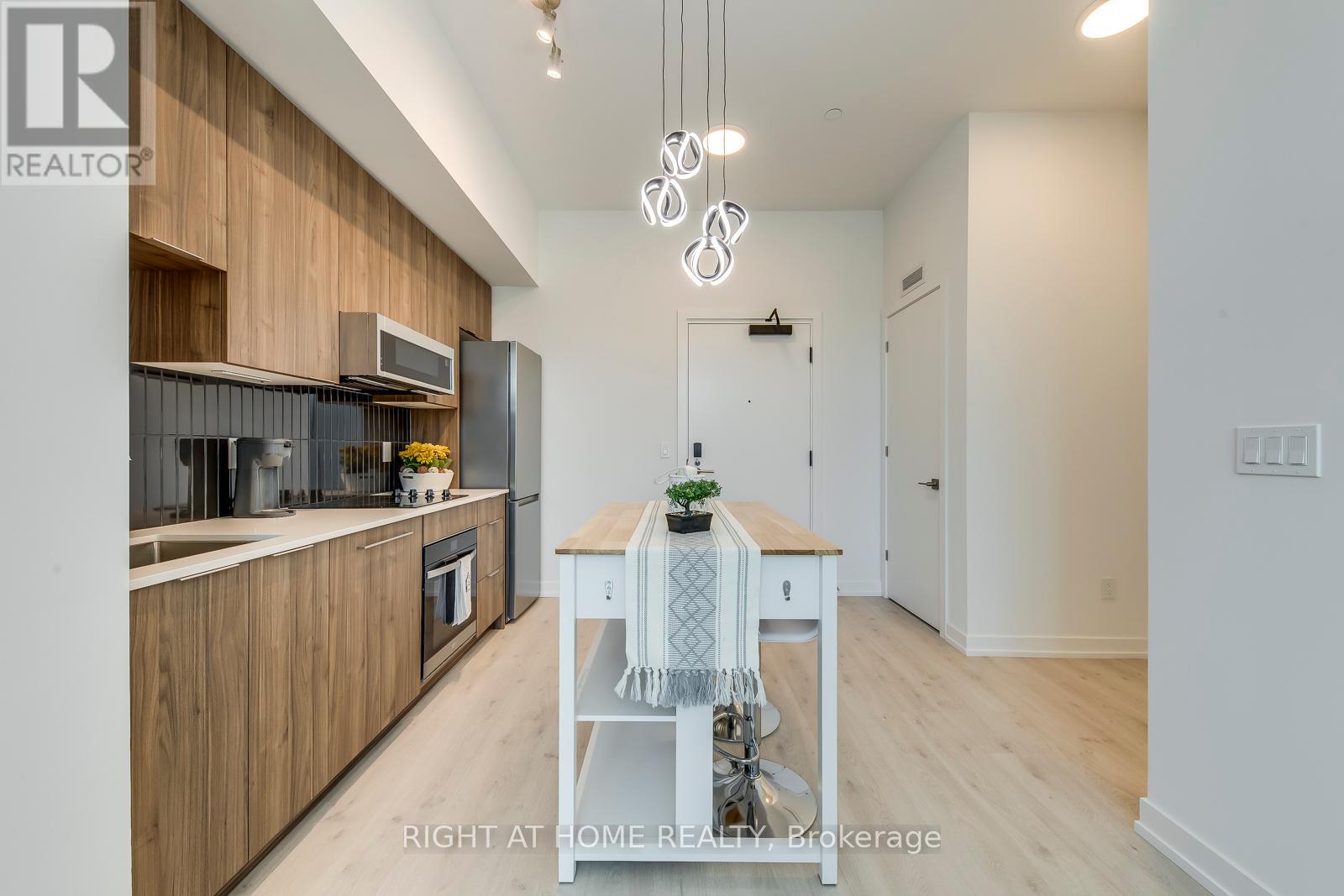 136 - 2501 Saw Whet Boulevard, Oakville, Ontario  L6M 5N2 - Photo 12 - W12452212