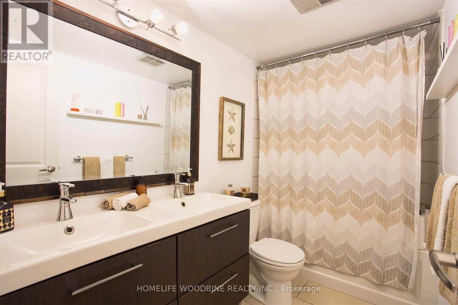 906 (Room) - 716 The West Mall, Toronto, Ontario  M9C 4X5 - Photo 8 - W12452220