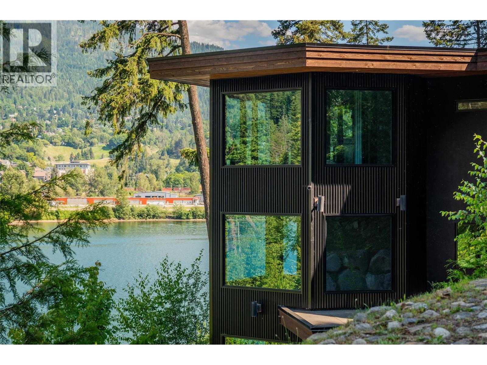 59 Johnstone Road, Nelson, British Columbia  V1L 6H9 - Photo 83 - 10360698