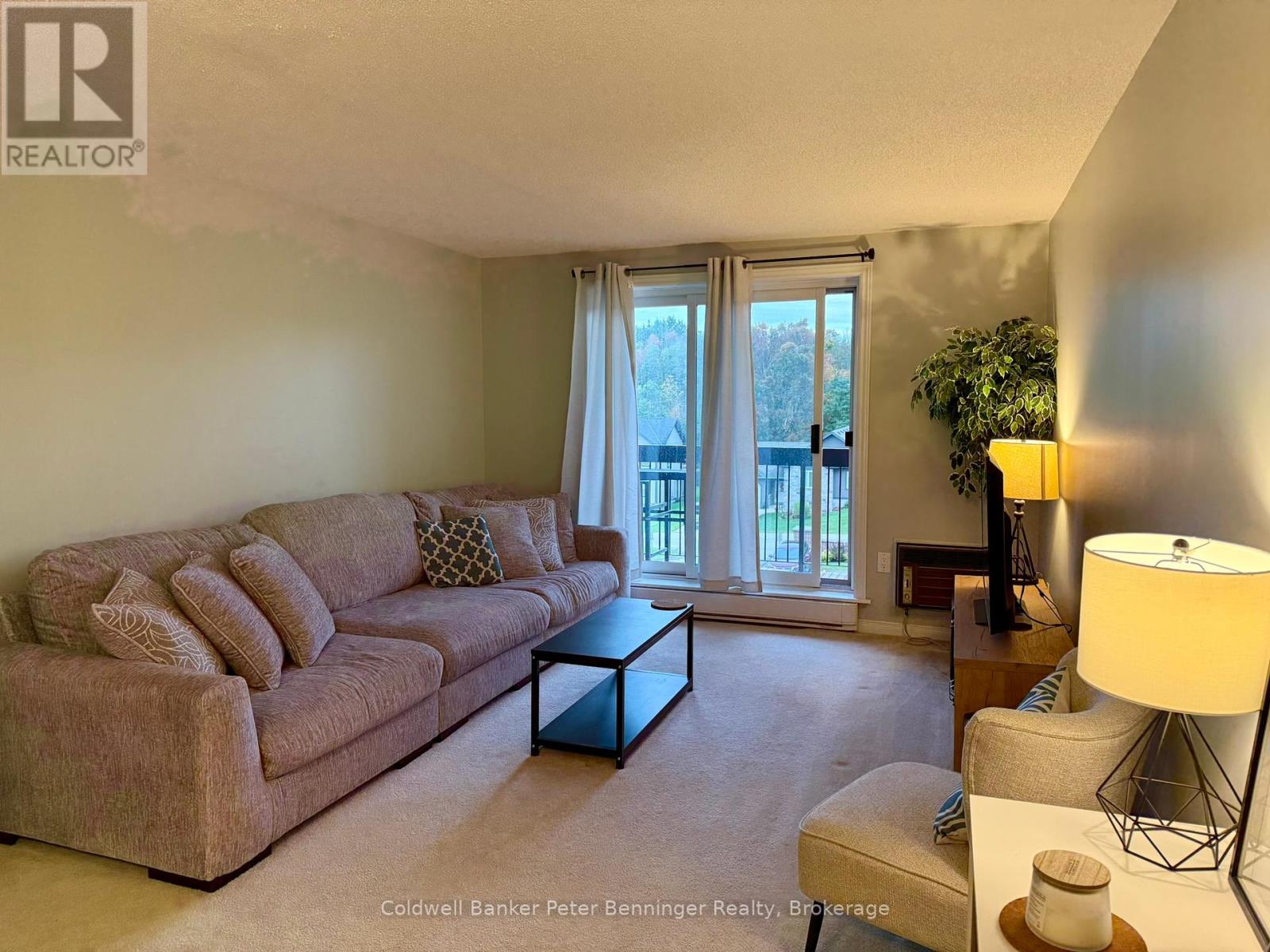 301 - 5 Valleyside Drive, Brockton, Ontario  N0G 2V0 - Photo 4 - X12452321