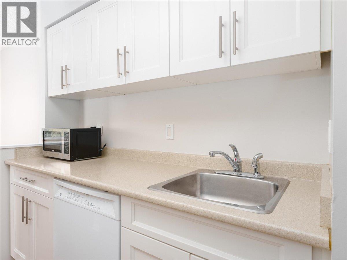 202 1550 Chesterfield Avenue, North Vancouver, British Columbia  V7M 2N6 - Photo 10 - R3043035
