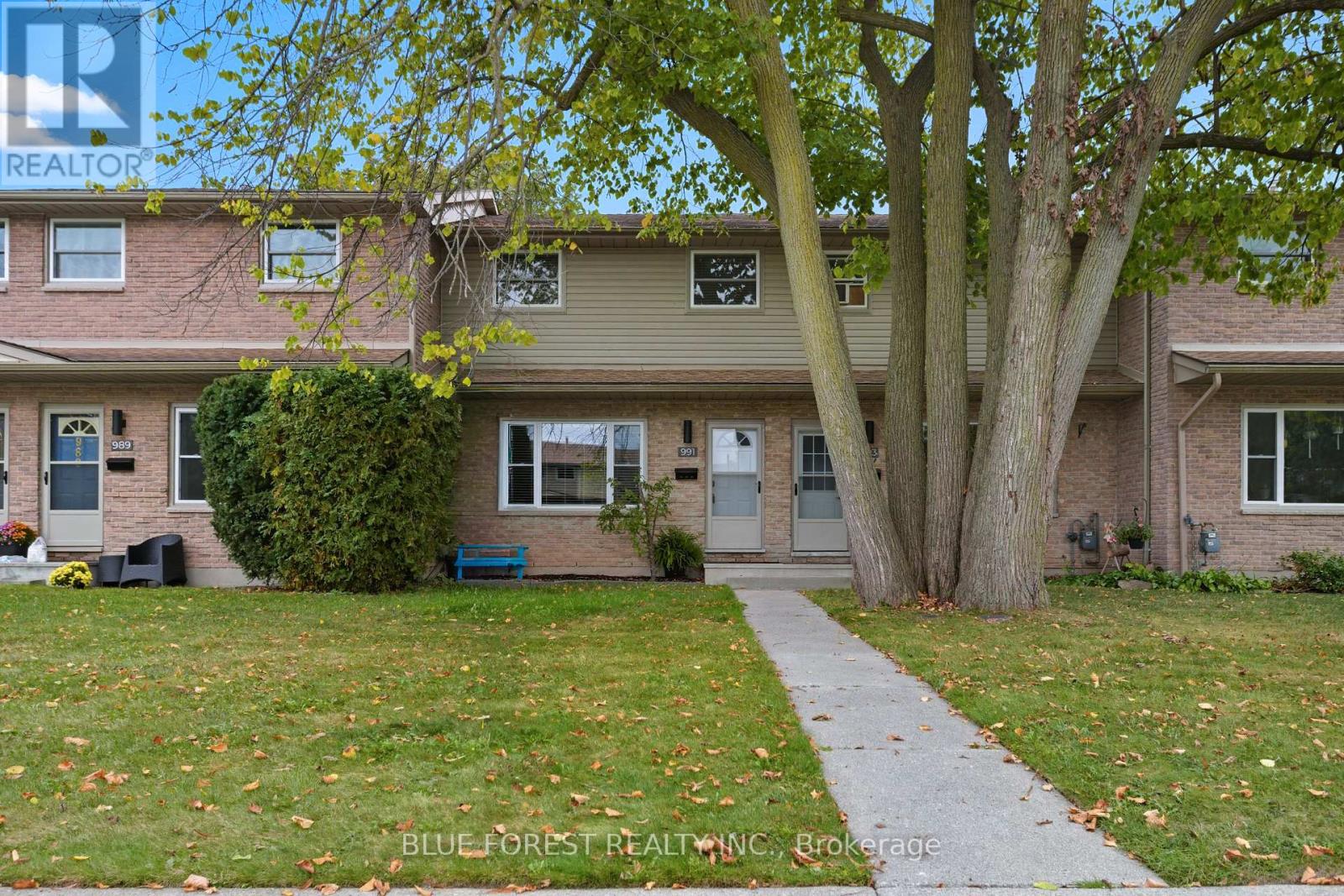 30 - 991 NOTRE DAME DRIVE, London South, Ontario