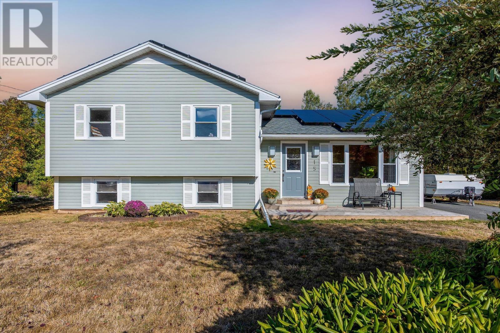15 Thomas Street, Berwick, Nova Scotia  B0P 1E0 - Photo 1 - 202525413