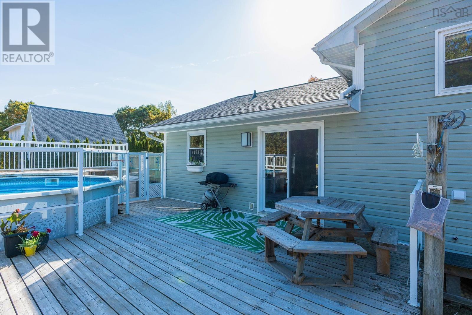 15 Thomas Street, Berwick, Nova Scotia  B0P 1E0 - Photo 35 - 202525413