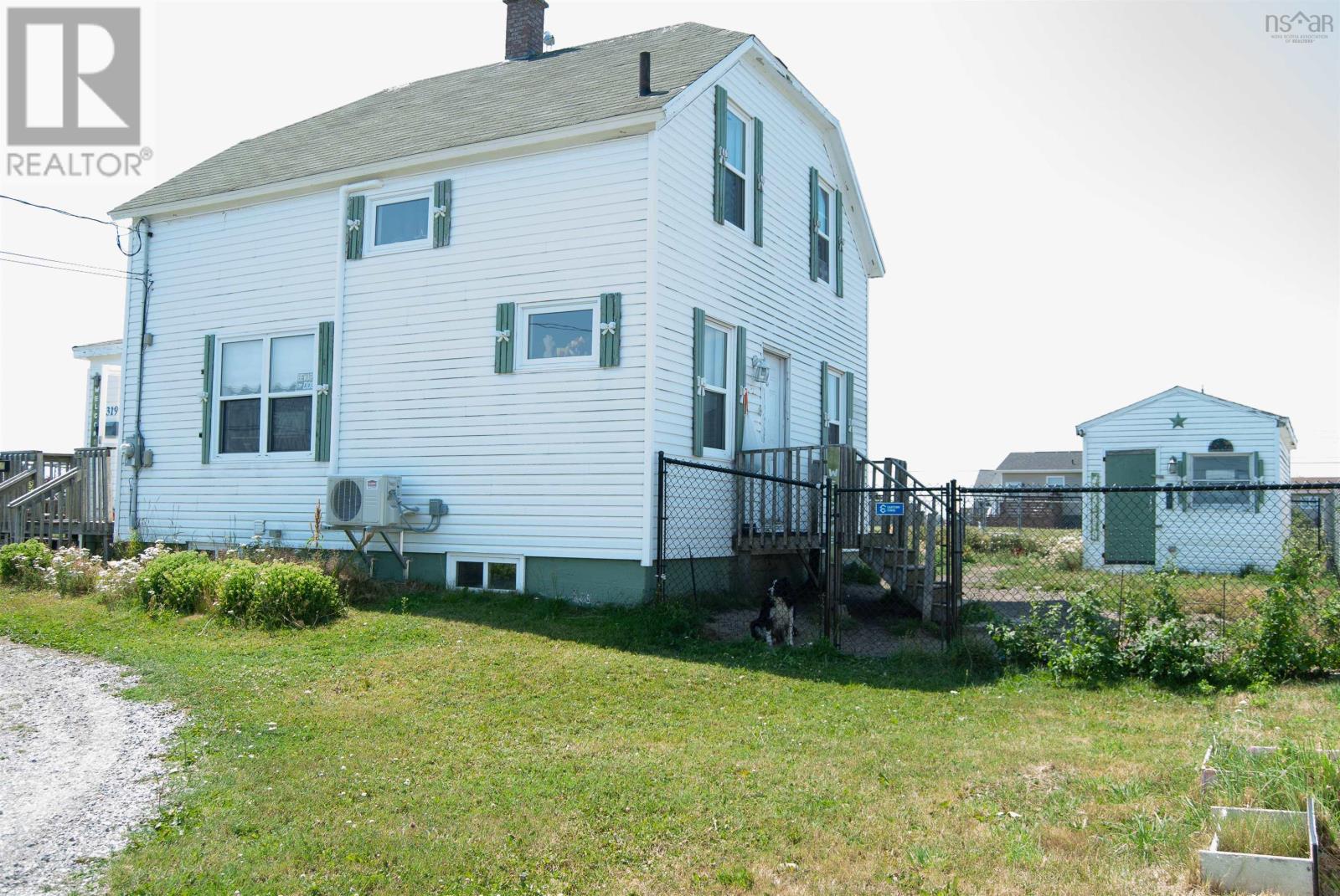 319 Cockburn Street, New Waterford, Nova Scotia  B1J 4J8 - Photo 1 - 202525436