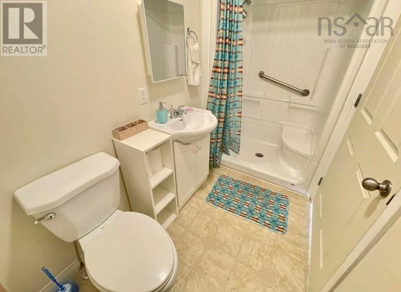 319 Cockburn Street, New Waterford, Nova Scotia  B1J 4J8 - Photo 15 - 202525436