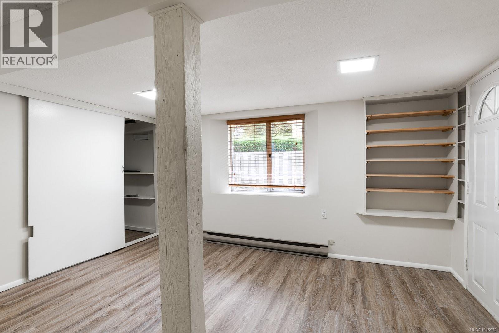 2659 Victor St, Victoria, British Columbia  V8R 4E3 - Photo 28 - 1015933
