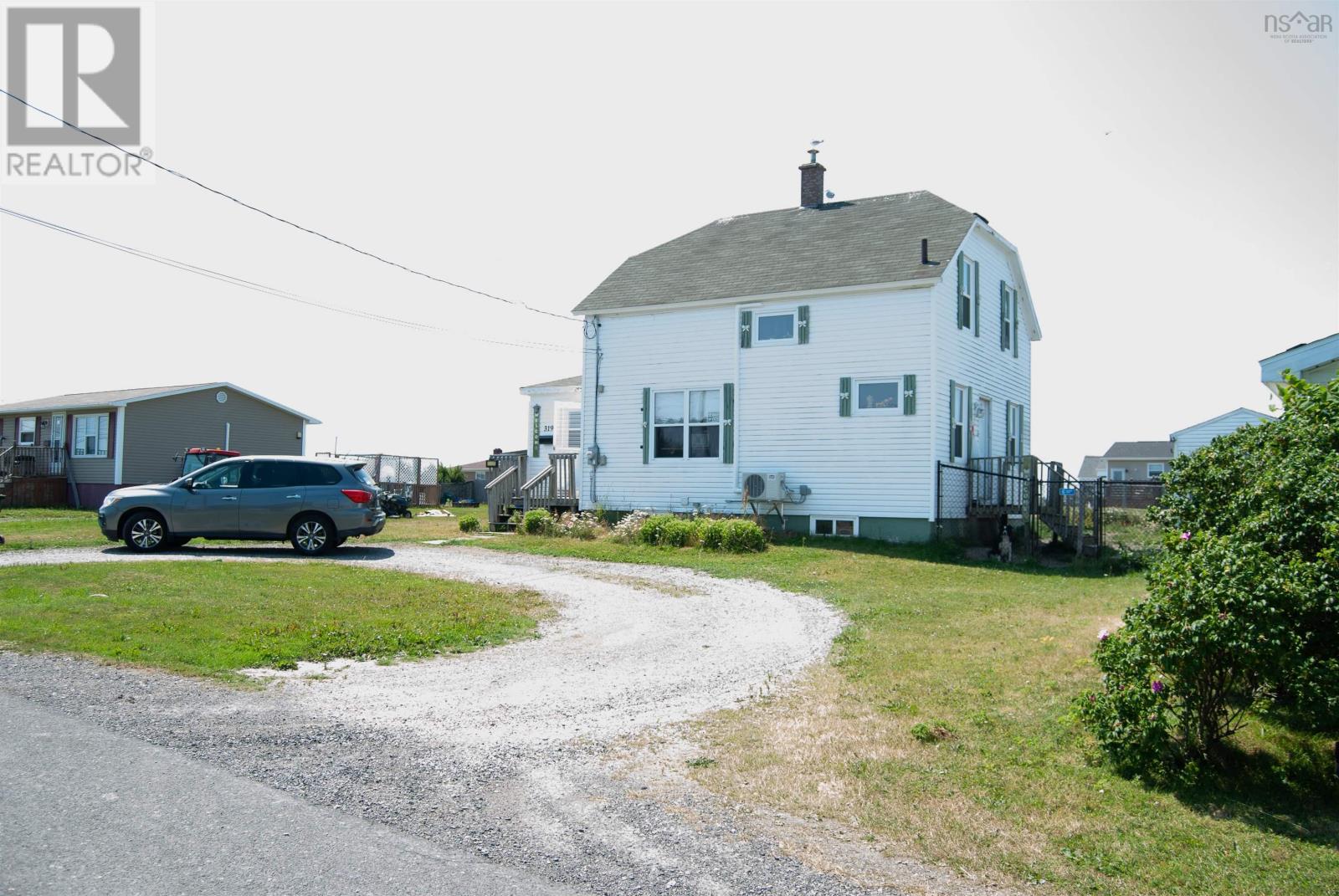 319 Cockburn Street, New Waterford, Nova Scotia  B1J 4J8 - Photo 2 - 202525436