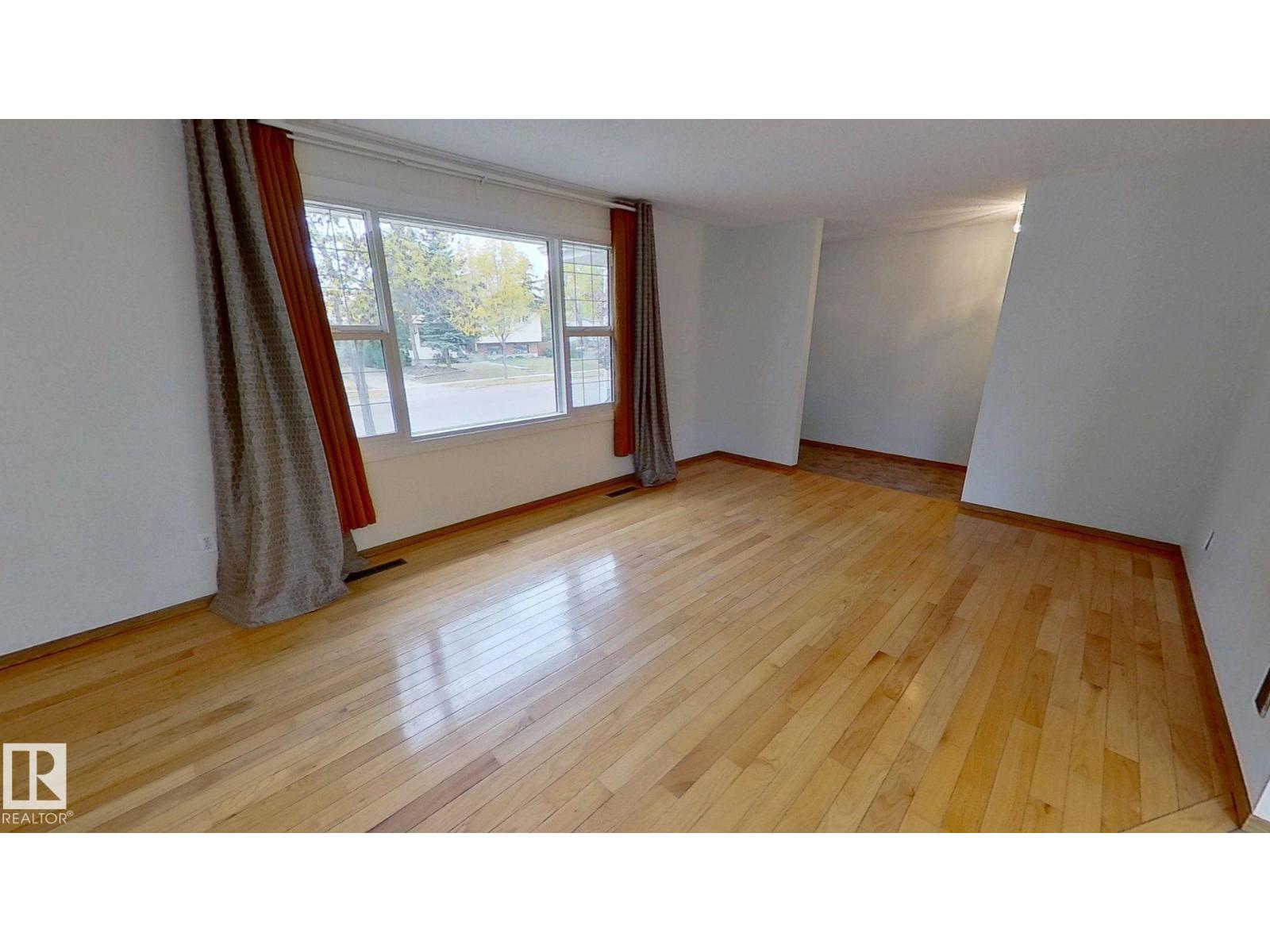 14811 61a St Nw, Edmonton, Alberta  T5A 2A7 - Photo 4 - E4461333