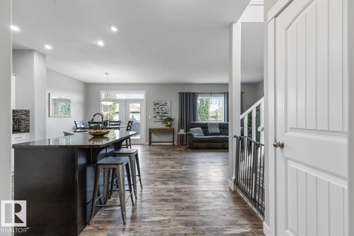 612 Suncrest Wy, Sherwood Park, Alberta  T8H 0G7 - Photo 14 - E4461335