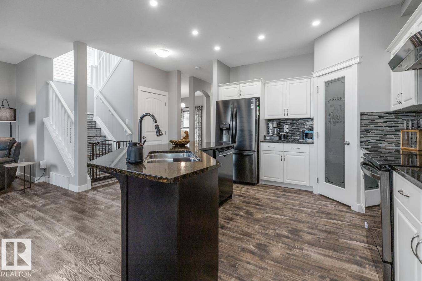 612 Suncrest Wy, Sherwood Park, Alberta  T8H 0G7 - Photo 4 - E4461335