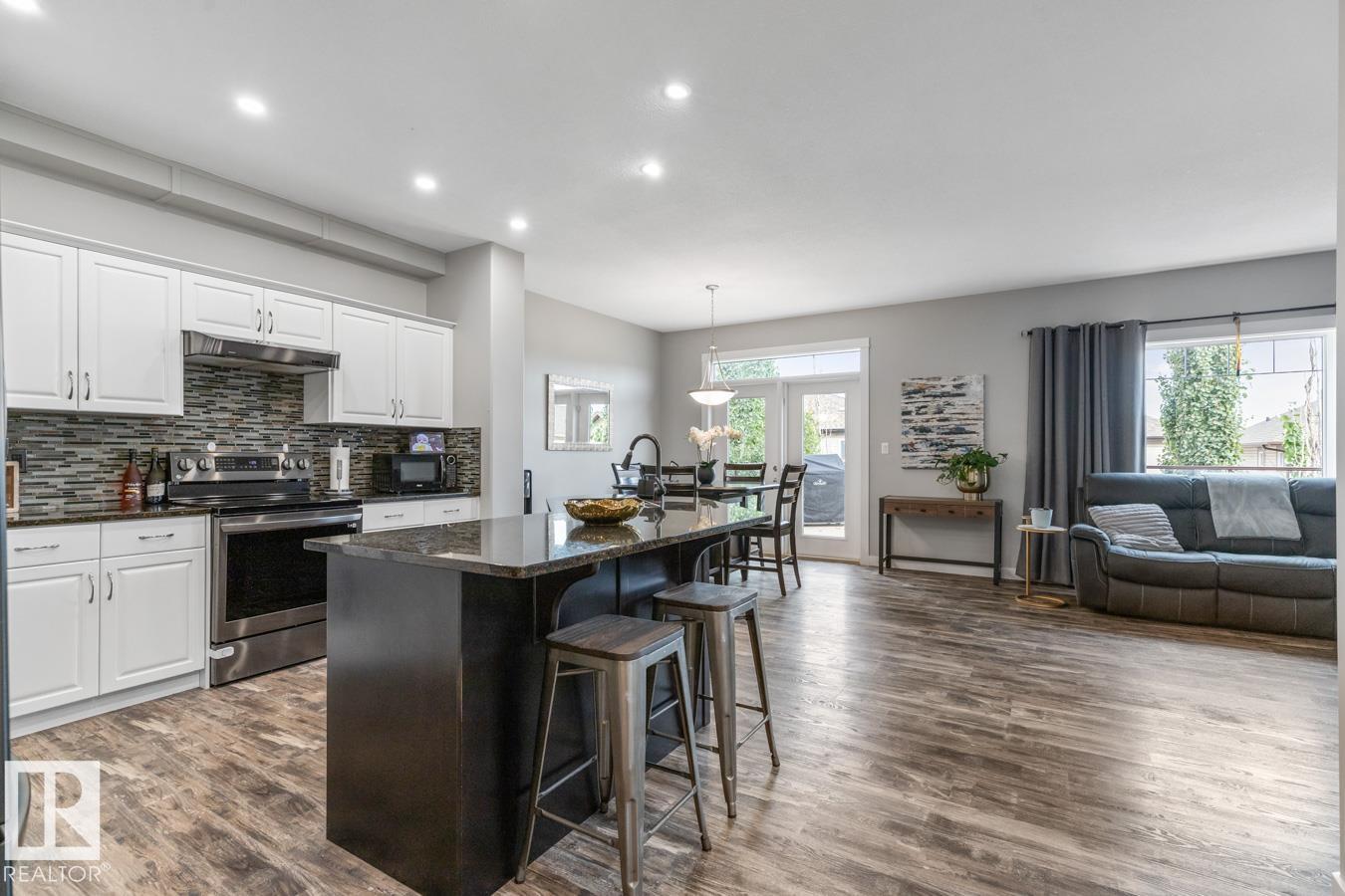 612 Suncrest Wy, Sherwood Park, Alberta  T8H 0G7 - Photo 6 - E4461335