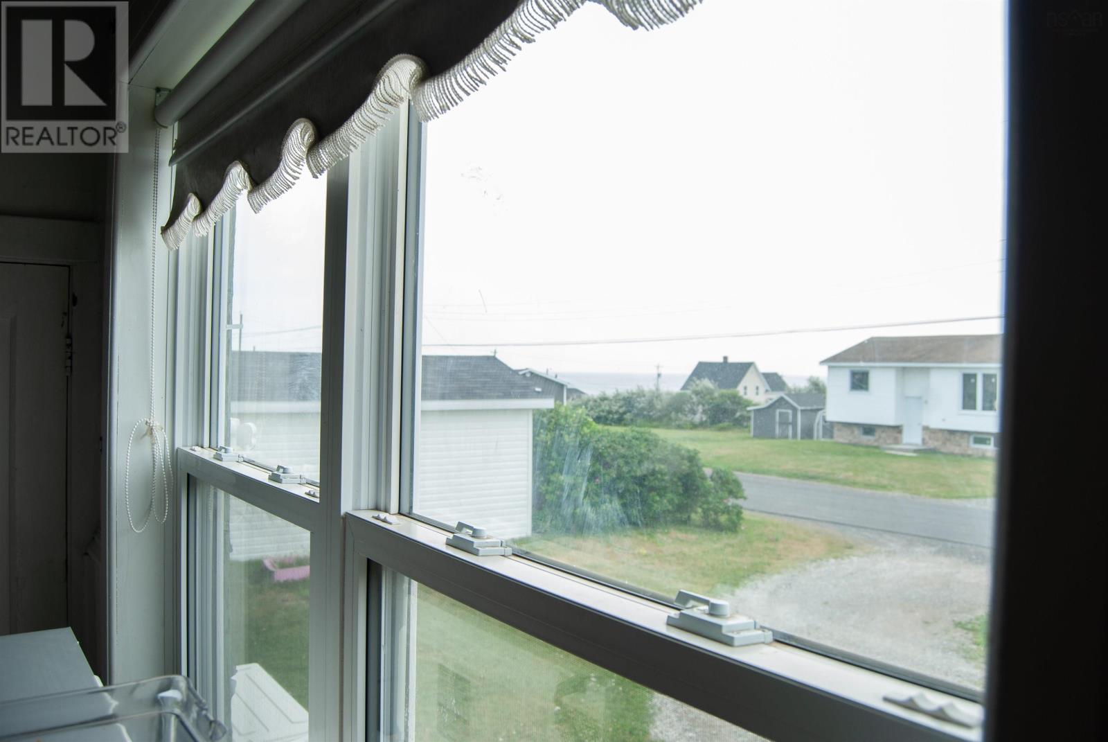 319 Cockburn Street, New Waterford, Nova Scotia  B1J 4J8 - Photo 25 - 202525436
