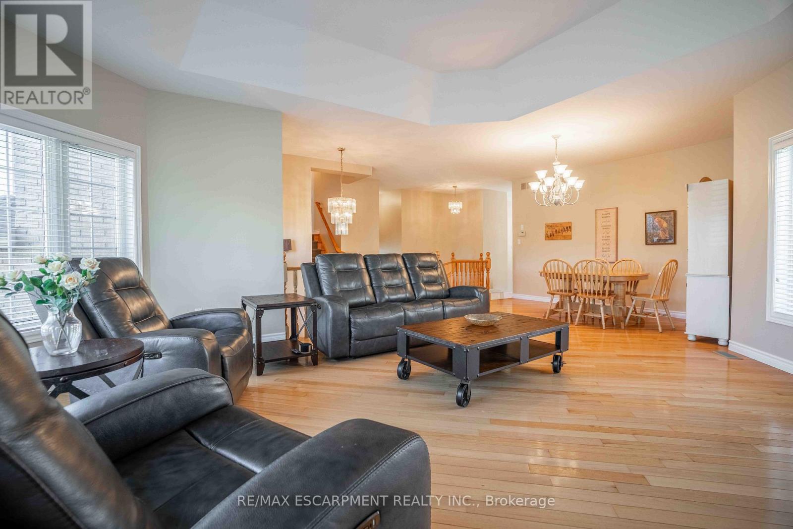 441 Crerar Drive, Hamilton, Ontario  L9A 5K3 - Photo 10 - X12452214