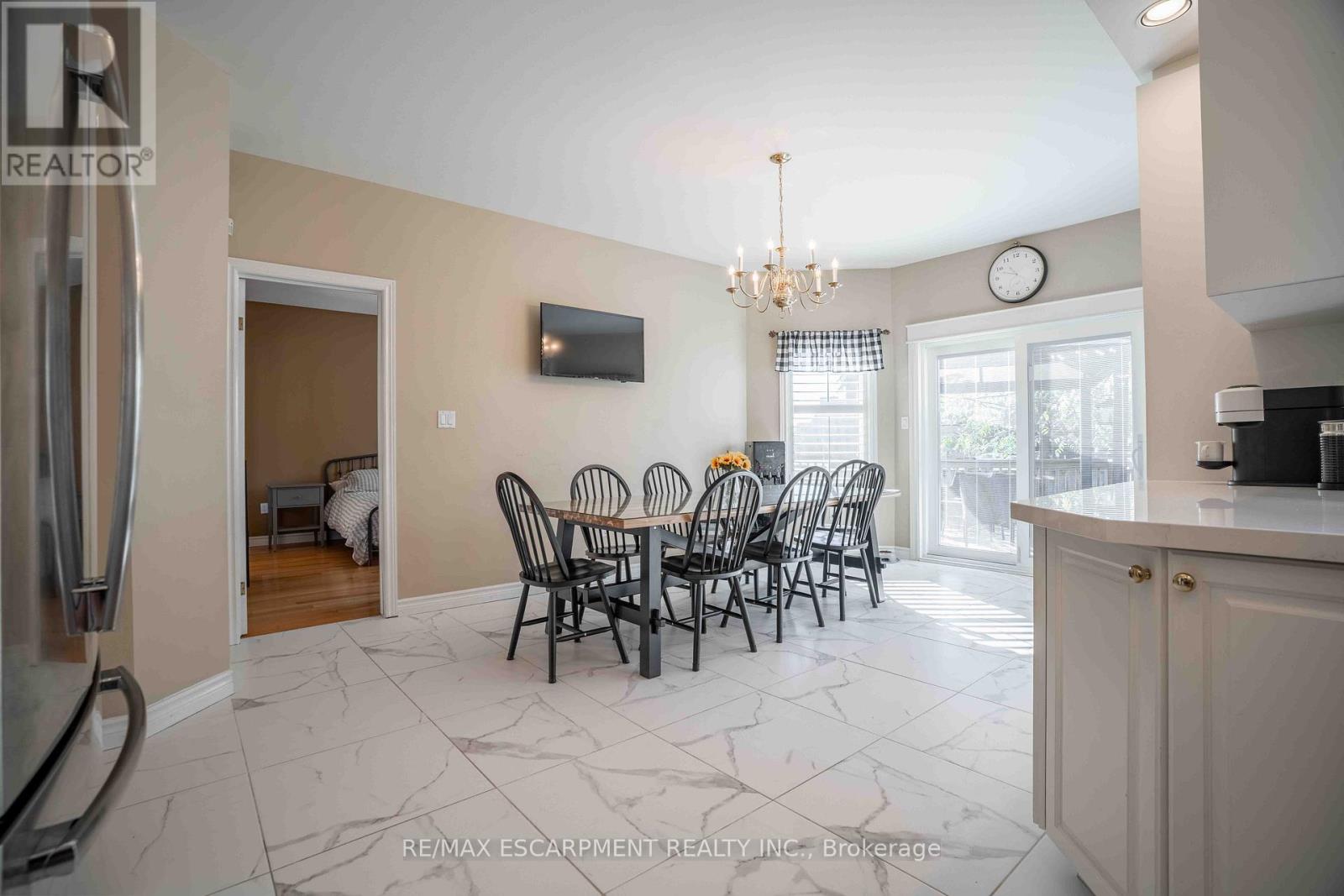 441 Crerar Drive, Hamilton, Ontario  L9A 5K3 - Photo 15 - X12452214