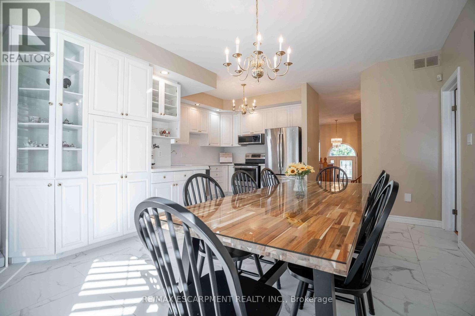 441 Crerar Drive, Hamilton, Ontario  L9A 5K3 - Photo 17 - X12452214