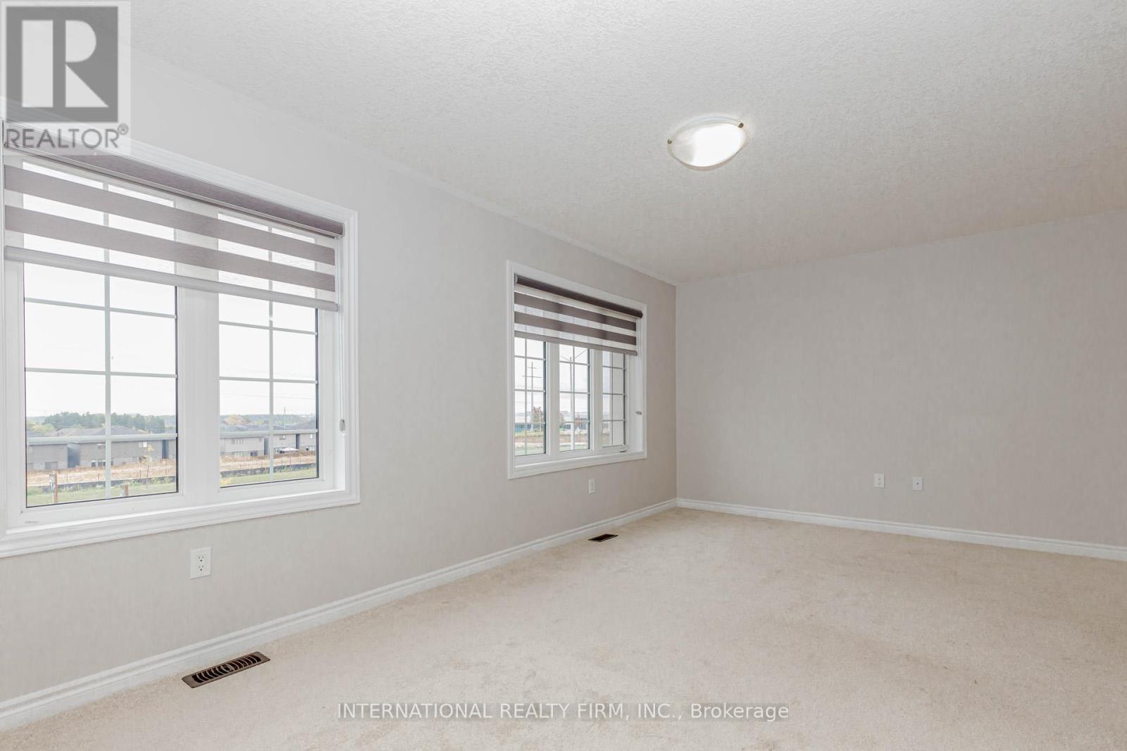 138 Flagg Avenue, Brant, Ontario  N3L 0J8 - Photo 21 - X12452221