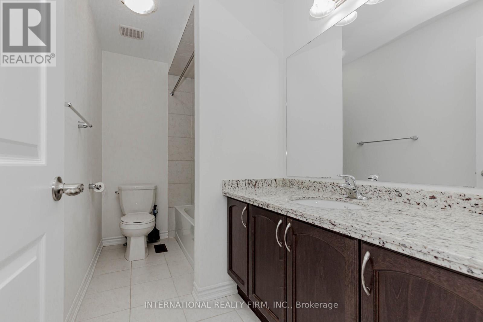 138 Flagg Avenue, Brant, Ontario  N3L 0J8 - Photo 30 - X12452221