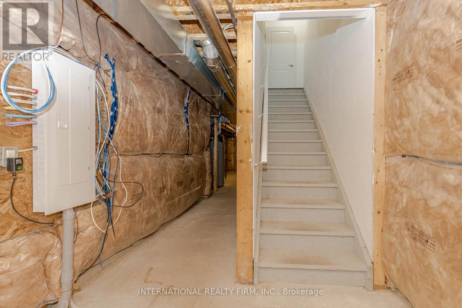 138 Flagg Avenue, Brant, Ontario  N3L 0J8 - Photo 32 - X12452221