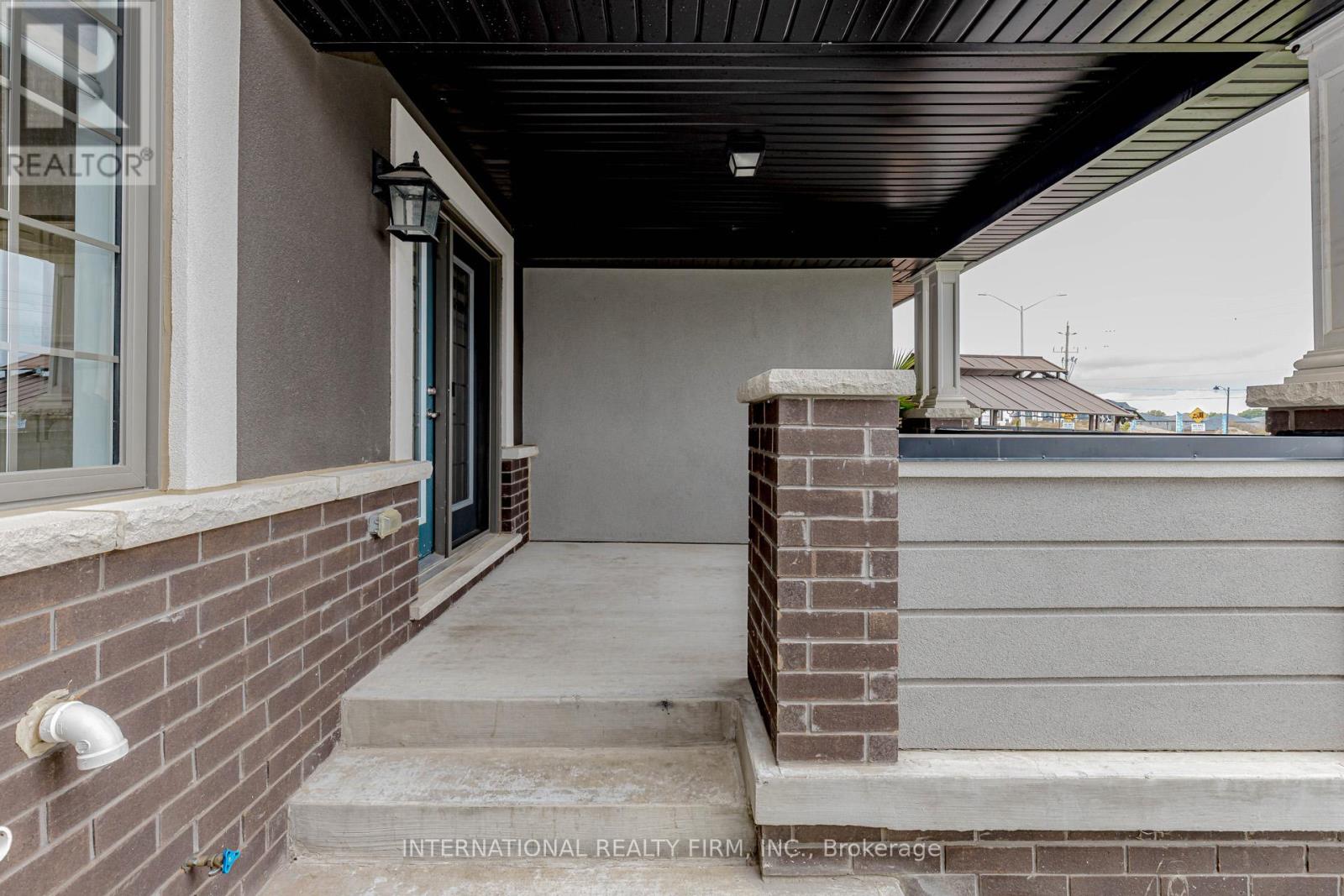 138 Flagg Avenue, Brant, Ontario  N3L 0J8 - Photo 39 - X12452221