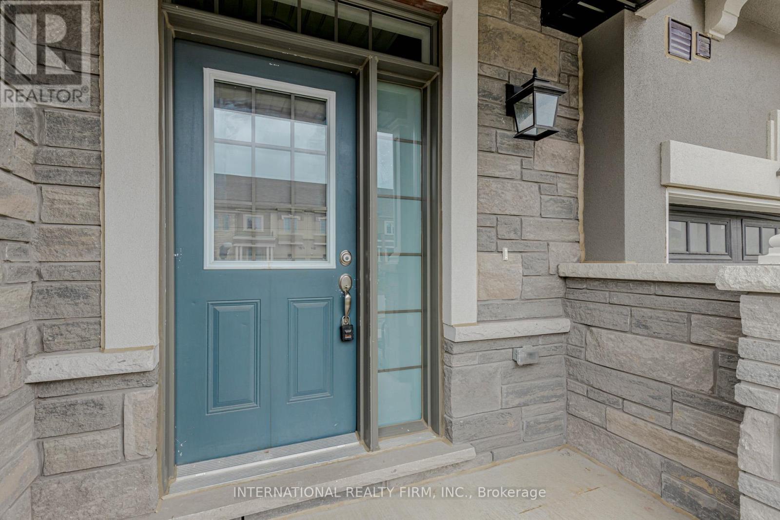 138 Flagg Avenue, Brant, Ontario  N3L 0J8 - Photo 4 - X12452221