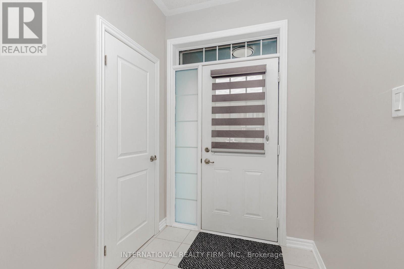 138 Flagg Avenue, Brant, Ontario  N3L 0J8 - Photo 5 - X12452221