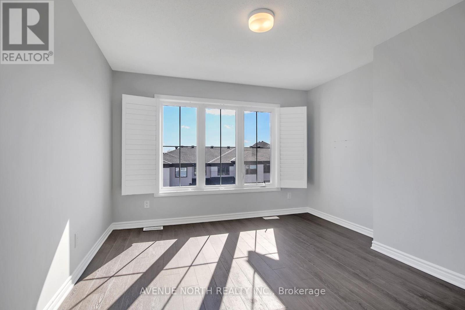 530 Rye Grass Way, Ottawa, Ontario  K2J 7A1 - Photo 15 - X12452275