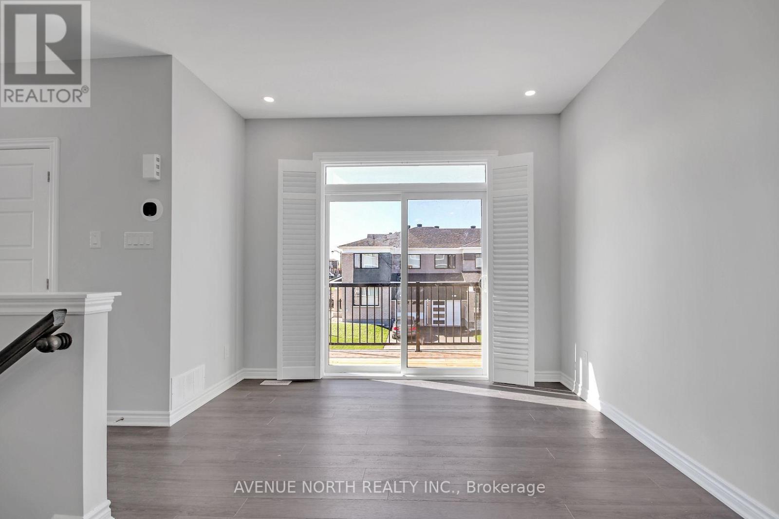 530 Rye Grass Way, Ottawa, Ontario  K2J 7A1 - Photo 7 - X12452275