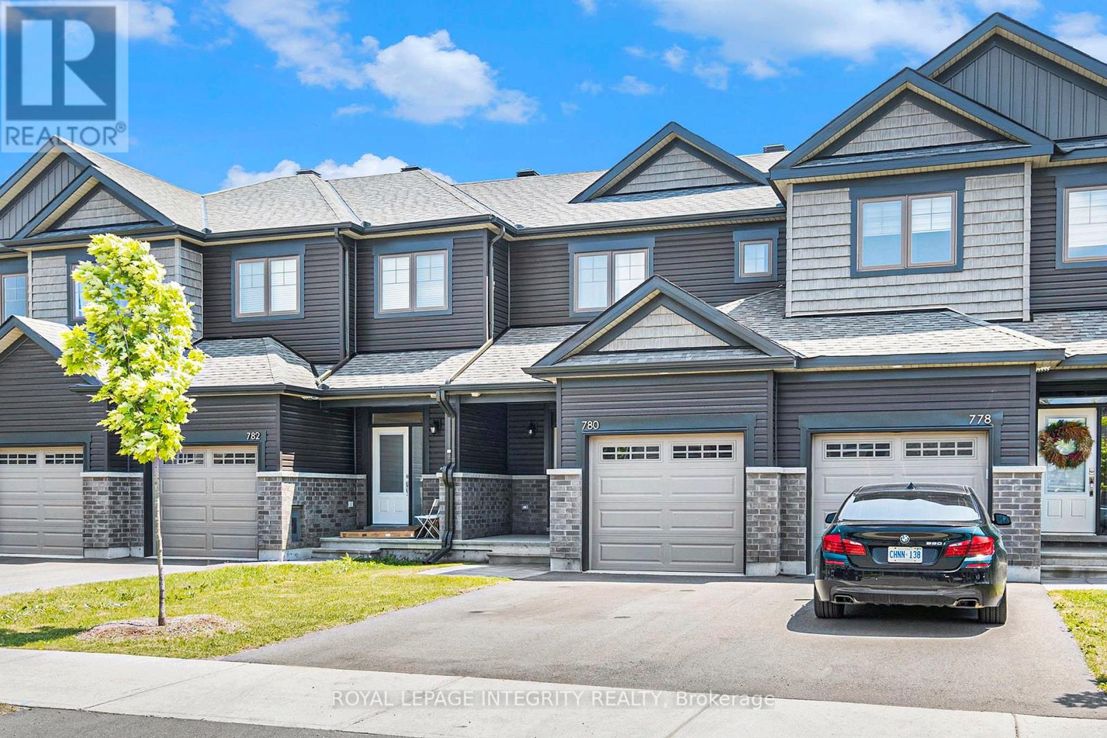 780 Miikana Road, Ottawa, Ontario  K1X 0G5 - Photo 2 - X12452286