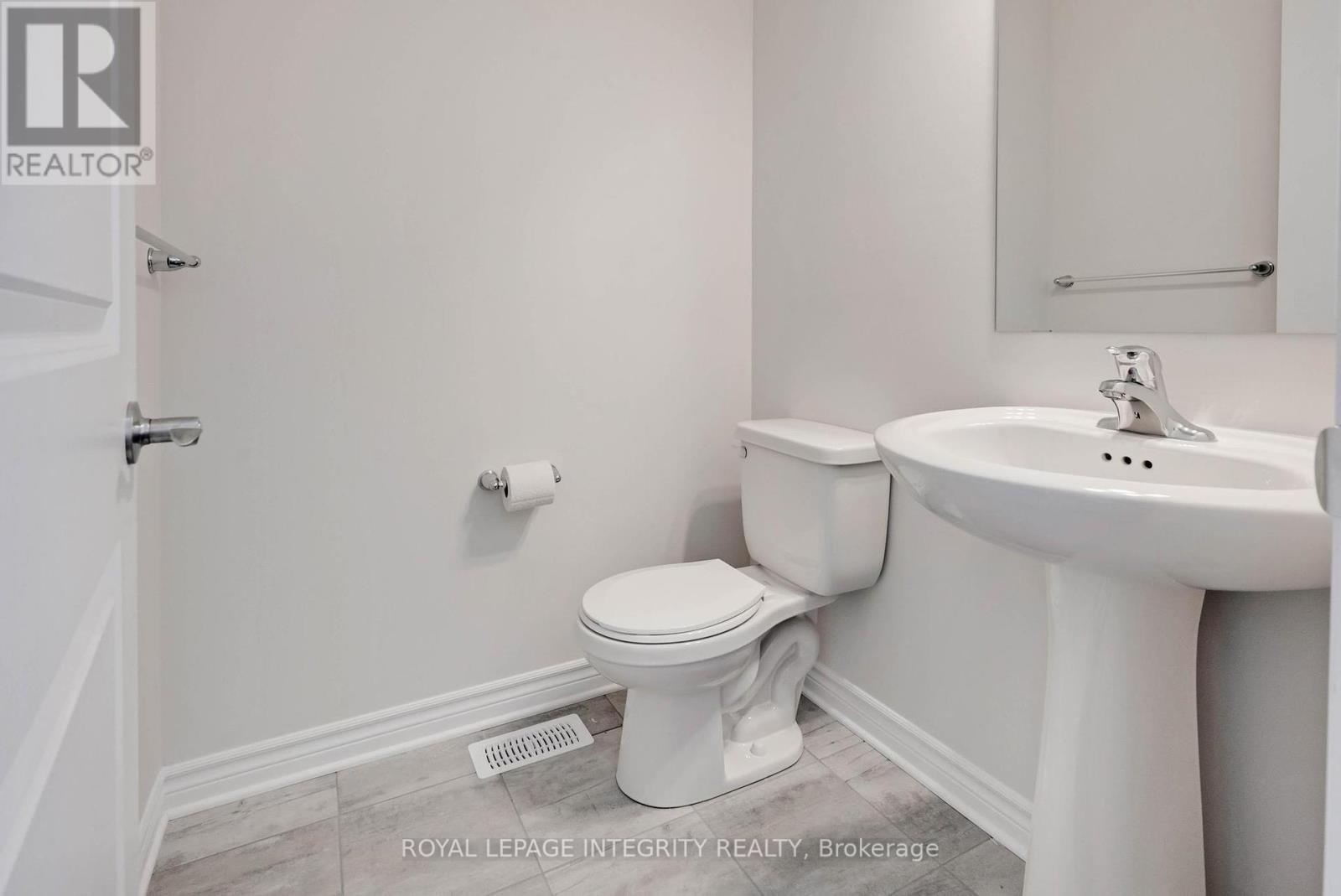 780 Miikana Road, Ottawa, Ontario  K1X 0G5 - Photo 5 - X12452286