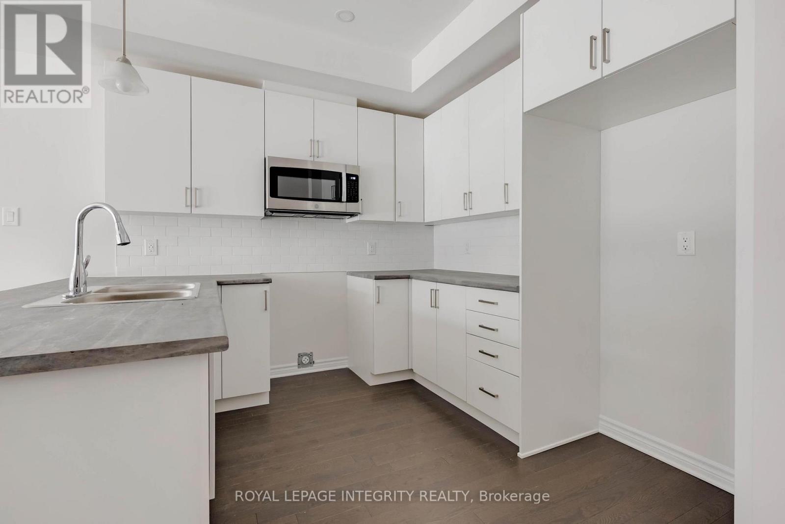 780 Miikana Road, Ottawa, Ontario  K1X 0G5 - Photo 6 - X12452286
