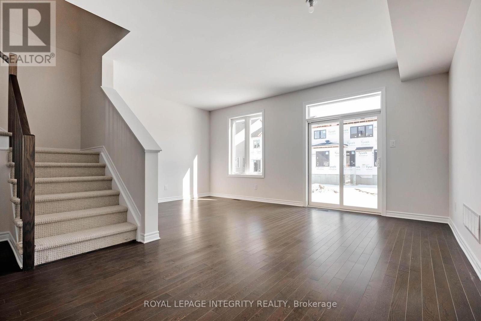 780 Miikana Road, Ottawa, Ontario  K1X 0G5 - Photo 8 - X12452286