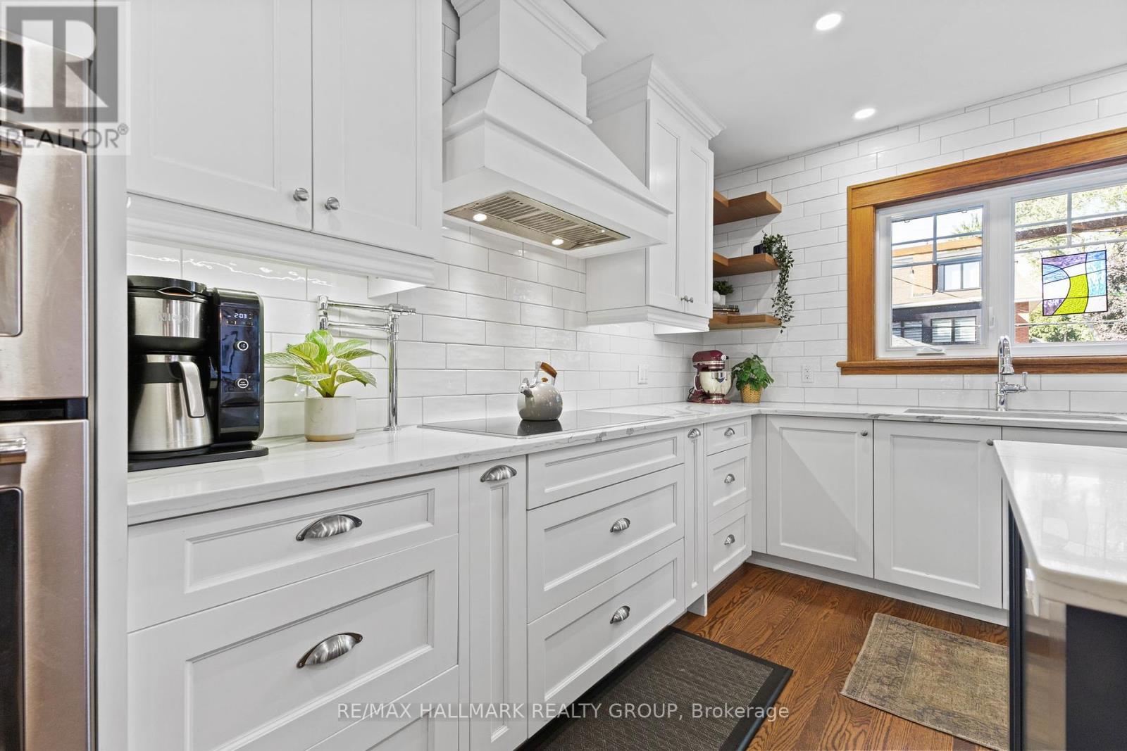321 Clemow Avenue, Ottawa, Ontario  K1S 2B7 - Photo 7 - X12452317