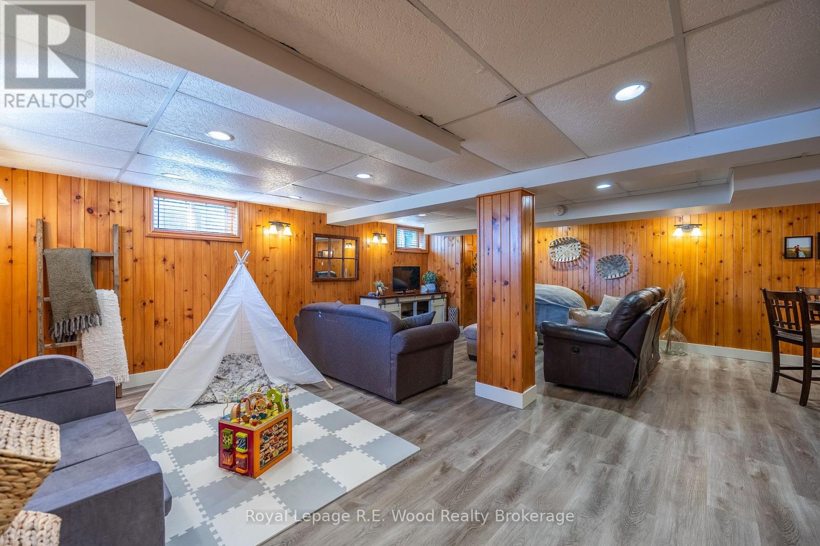 27 North Street W, Tillsonburg, Ontario  N4G 1B9 - Photo 19 - X12452348