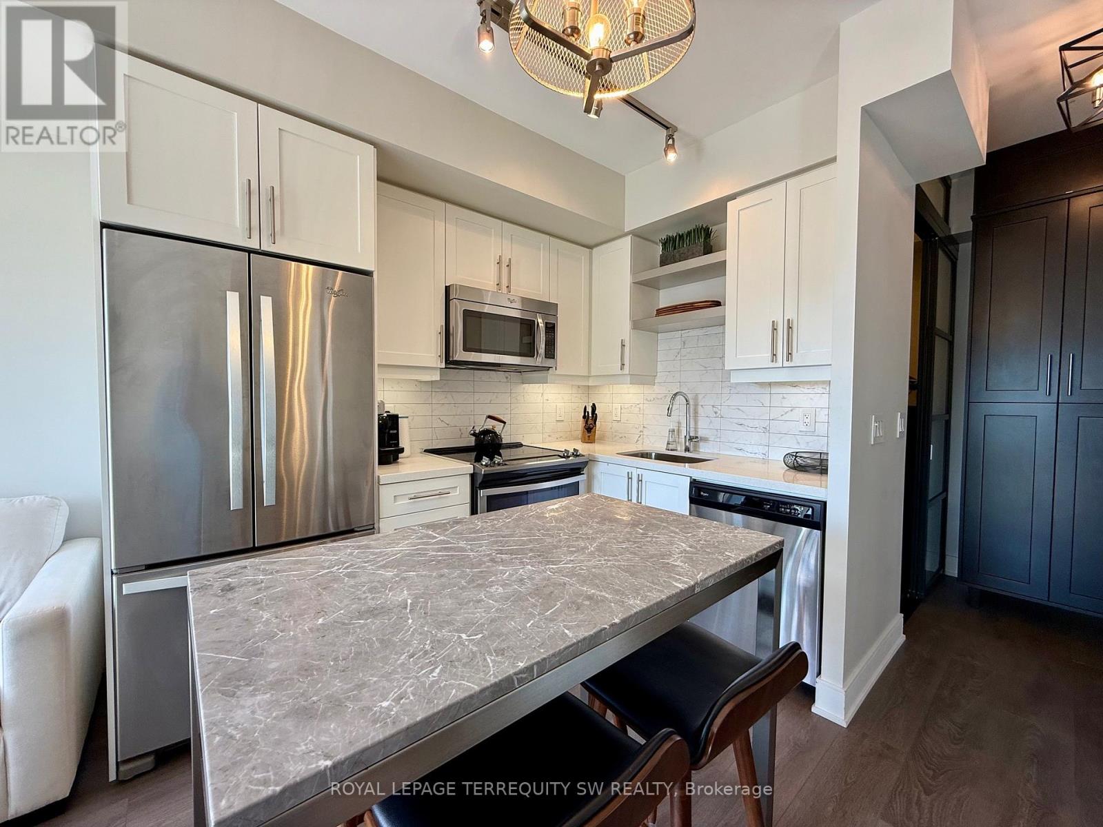 Lph28 - 525 Adelaide Street W, Toronto, Ontario  M5V 0N7 - Photo 4 - C12376020