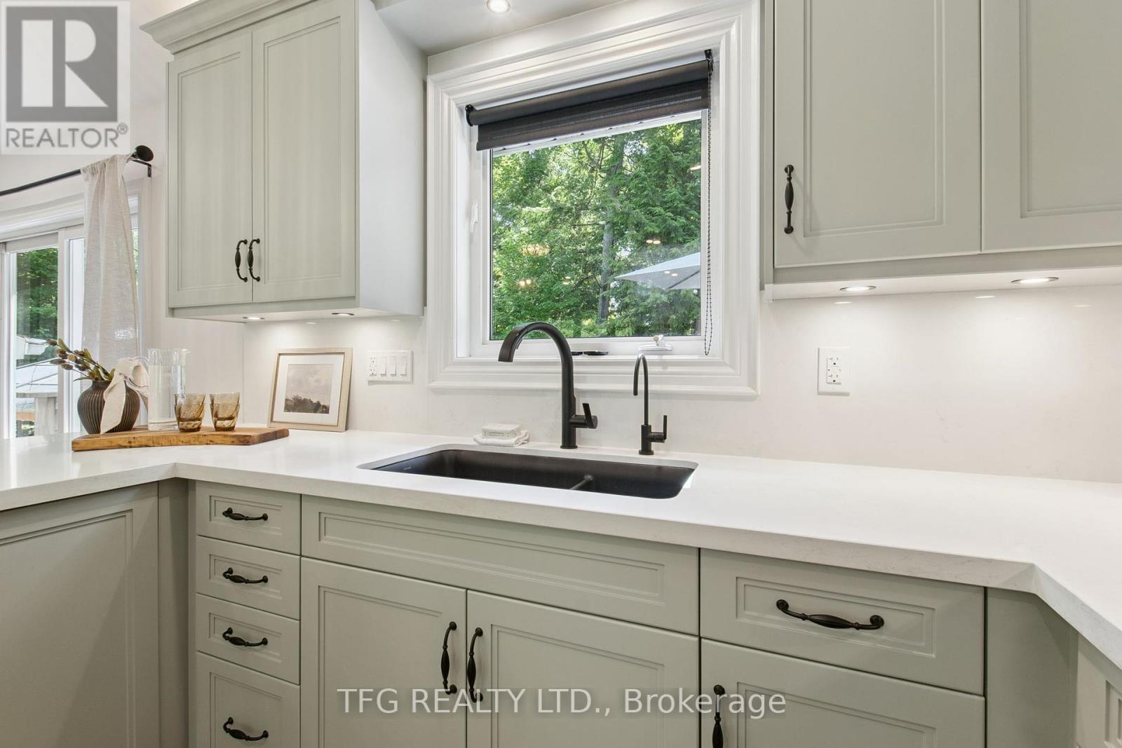 280 Porter Road, Kawartha Lakes, Ontario  L0A 1K0 - Photo 15 - X12452194