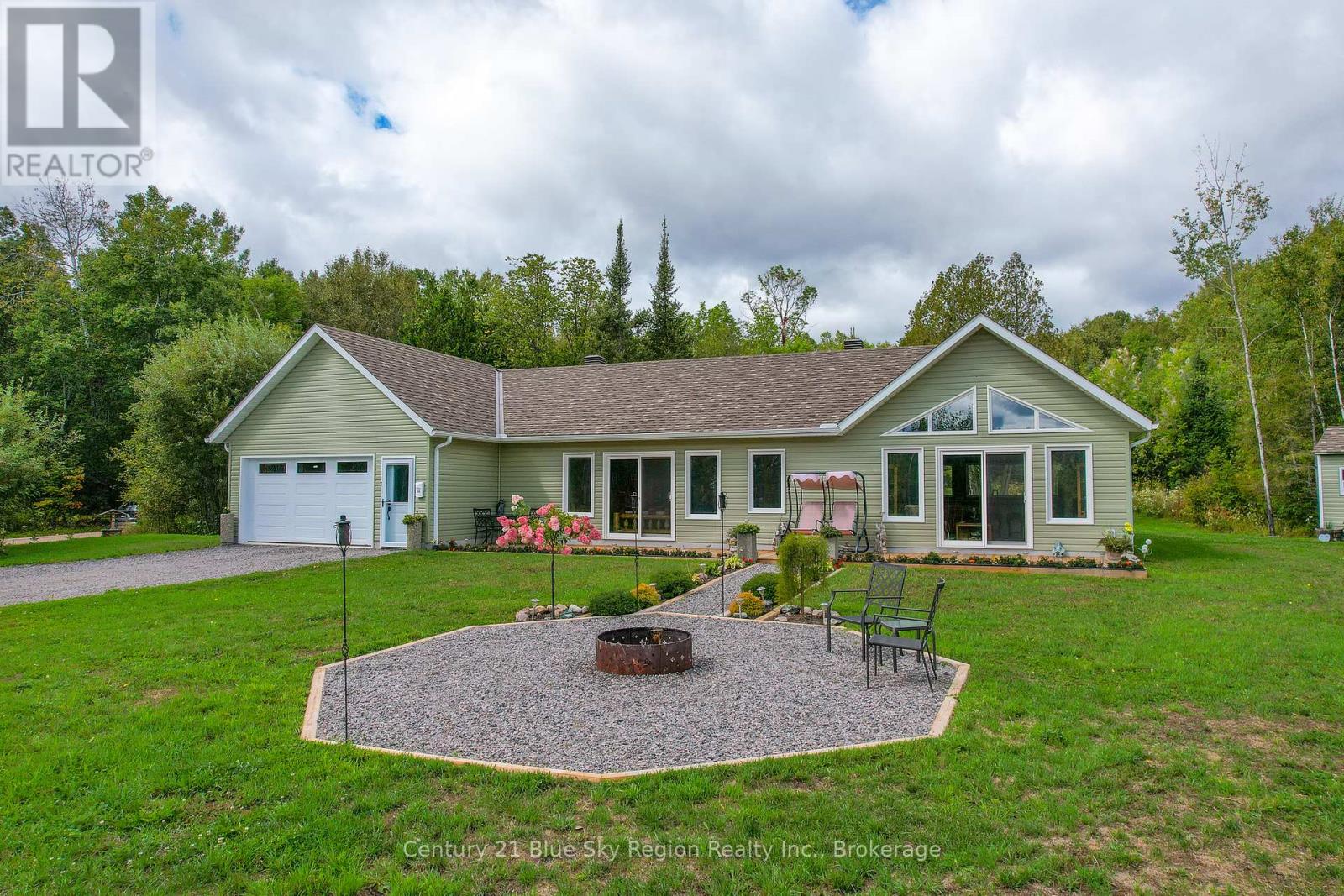 398 Mallard Haven Road, Chisholm, Ontario  P0H 1B0 - Photo 1 - X12452265