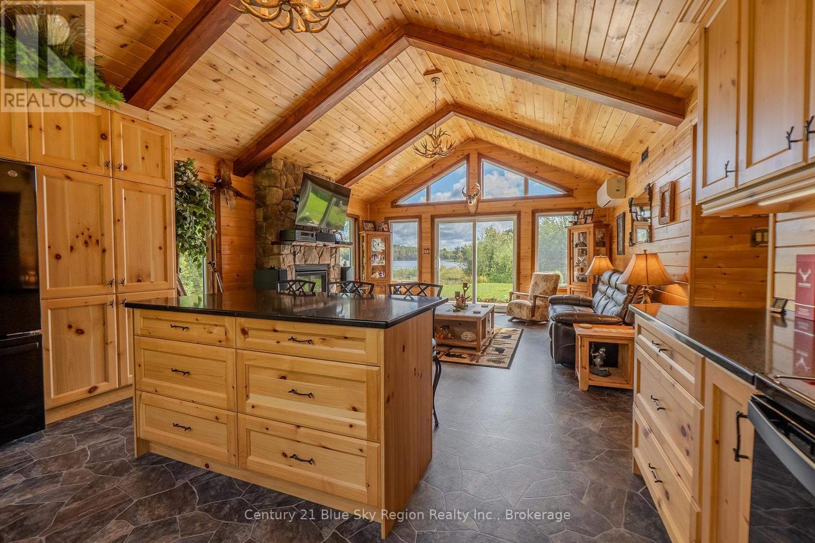 398 Mallard Haven Road, Chisholm, Ontario  P0H 1B0 - Photo 9 - X12452265