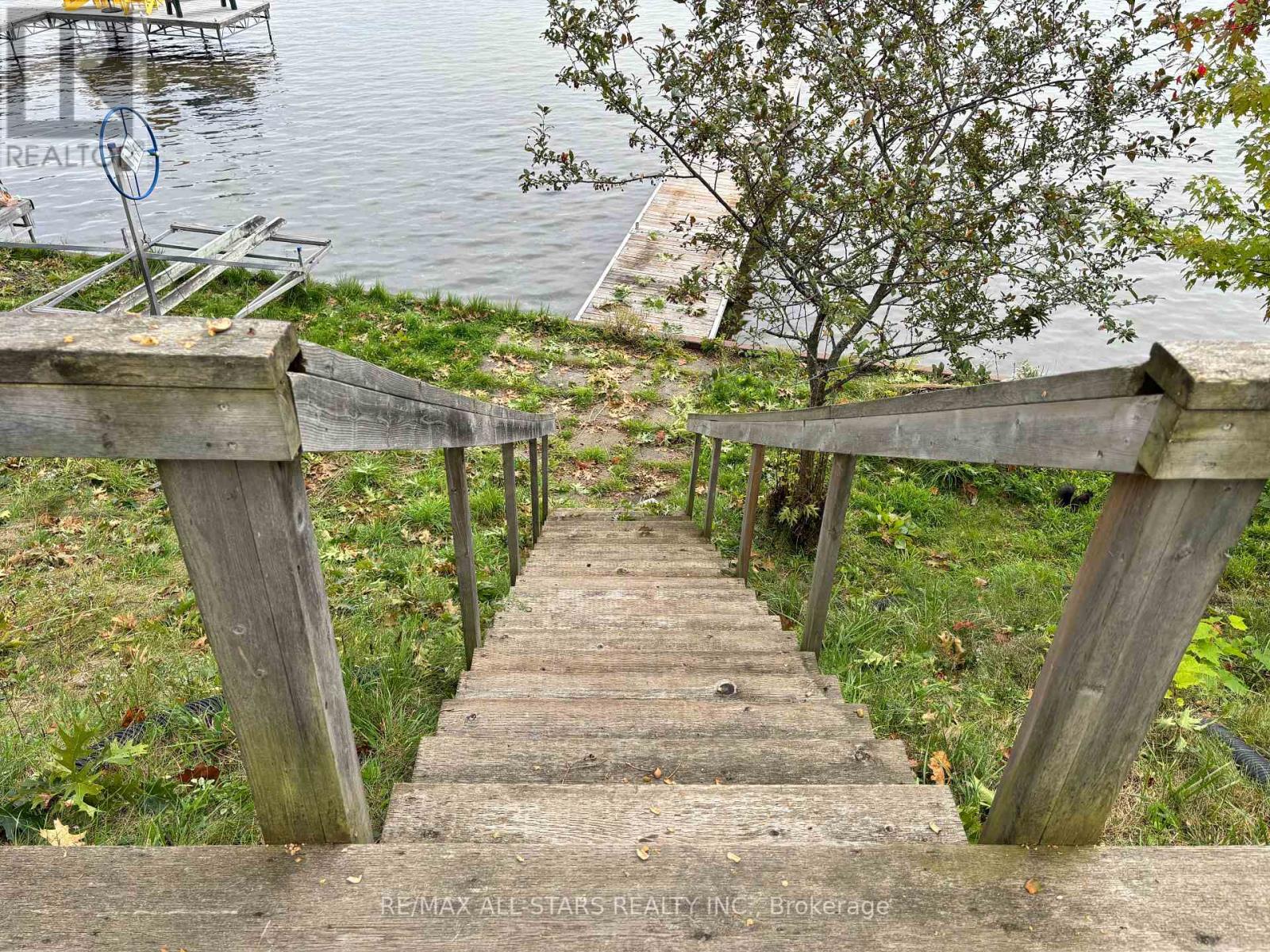 Upper Level - 2999 Lakeside Drive, Severn, Ontario  L3V 6H3 - Photo 24 - S12424328